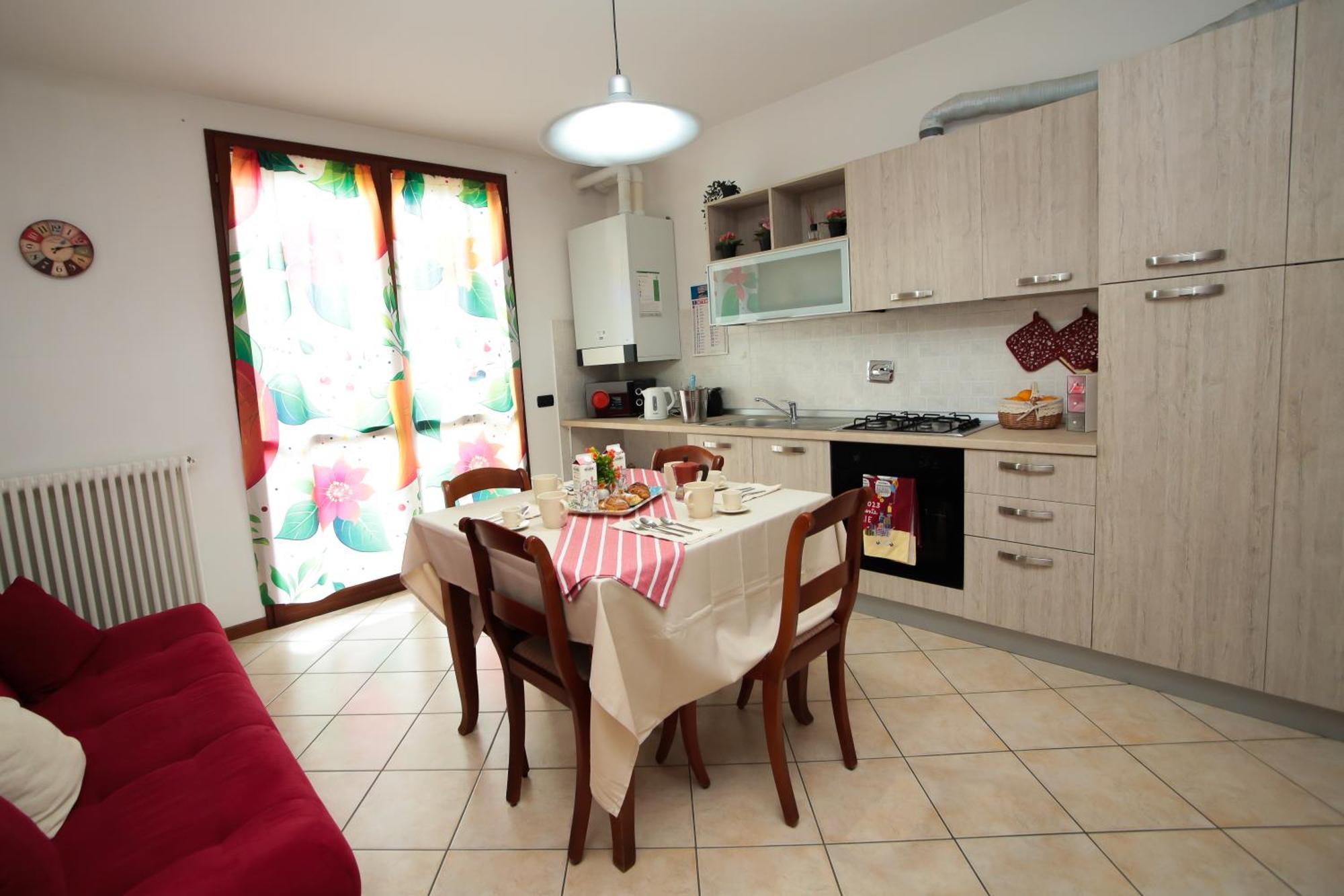 Guest House Onde Chiare Reggio Emilia Bagian luar foto