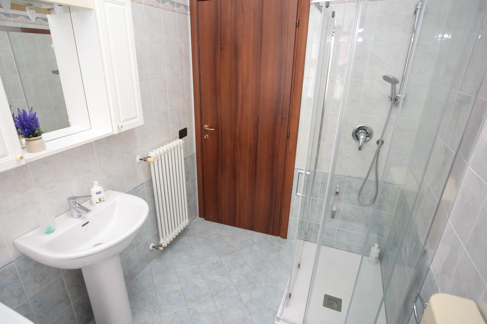 Guest House Onde Chiare Reggio Emilia Bagian luar foto