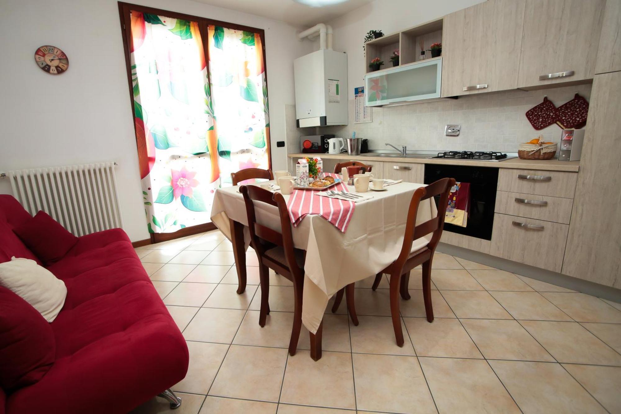 Guest House Onde Chiare Reggio Emilia Bagian luar foto